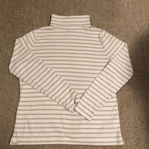 Vineyard Vines striped turtleneck